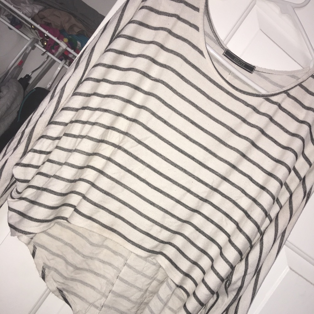 Stripped long sleeve crop top